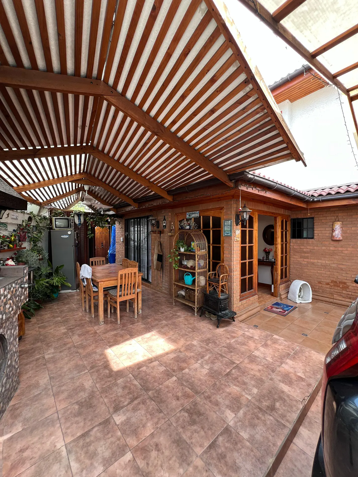 SE VENDE CASA EN NUESTRA SRA DEL CARMEN 9585 ESQUINA STA INES COMUNA ALTO LA FLORIDA 37