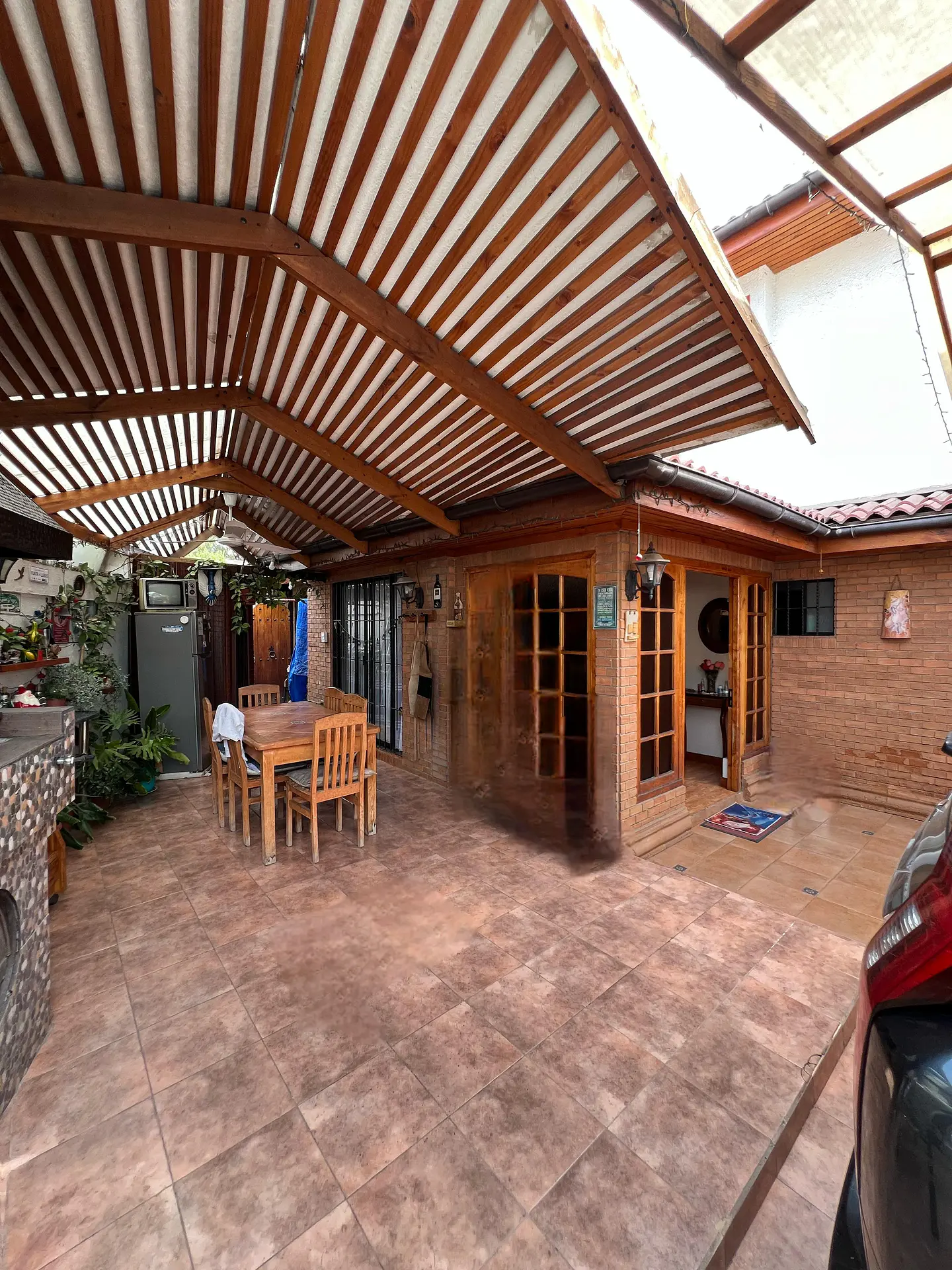 SE VENDE CASA EN NUESTRA SRA DEL CARMEN 9585 ESQUINA STA INES COMUNA ALTO LA FLORIDA 39