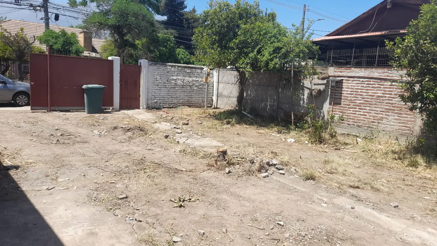 SE VENDE TERRENO DE 500 MTR2 EN CALLE ECUADOR 9203 ESQUINA ENRIQUE OLIVARES COMUNA DE LA FLORIDA. 2