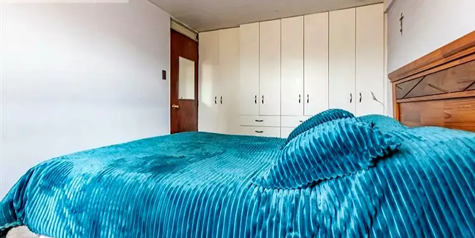 SE VENDE CASA DE 2 PISOS EN GERONIMO DE ALDERETE / A 50 MTR DE AV LA FLORIDA. 7
