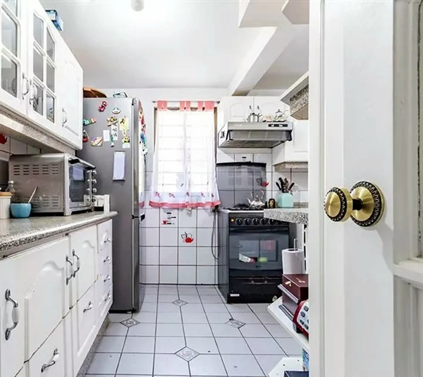 SE VENDE CASA DE 2 PISOS EN GERONIMO DE ALDERETE / A 50 MTR DE AV LA FLORIDA. 22