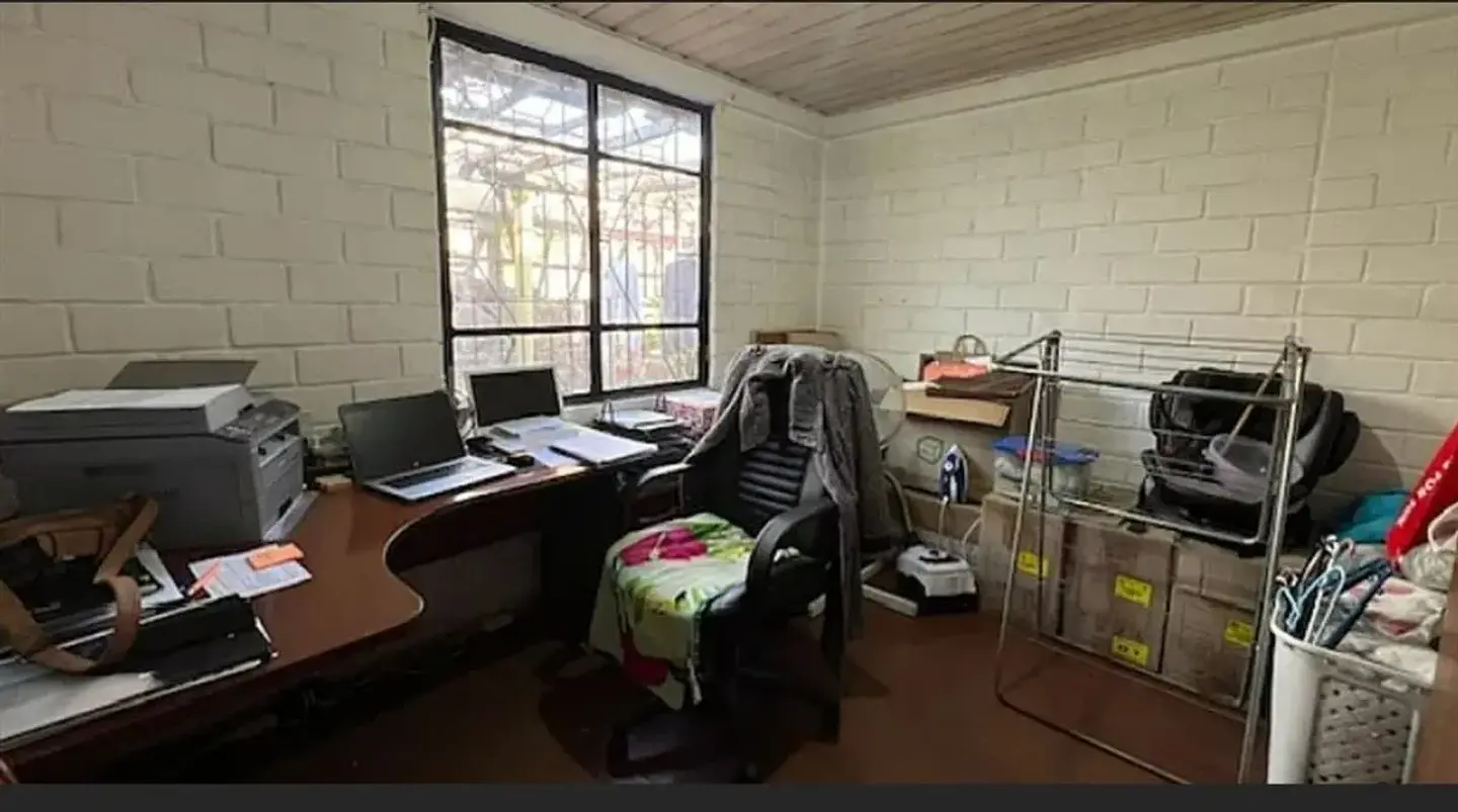   SE VENDE CASA AV PERU ESQUINA GERONIMO DE ALDARETE COMUNA DE LA FLORIDA 21