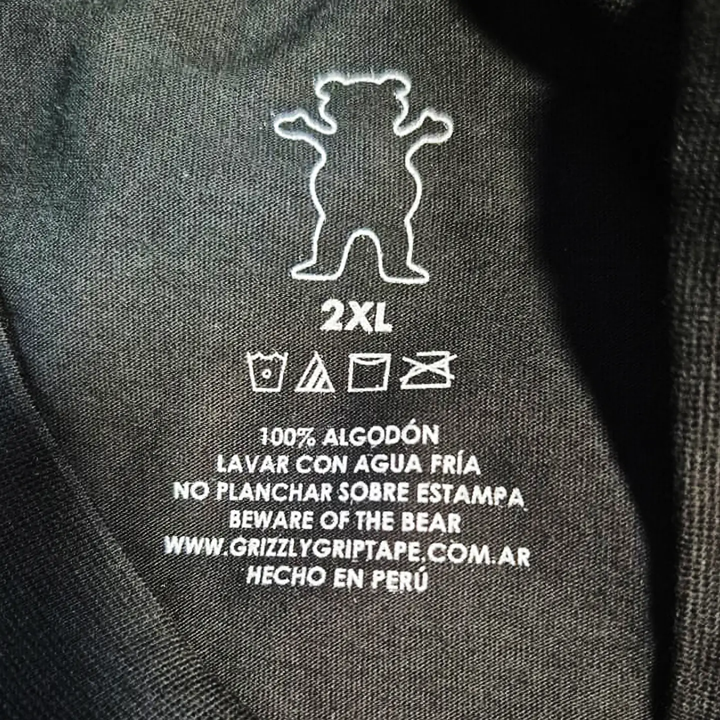 Polera Hombre Grizzly Griptape Lowercase Fadeaway Negro 4