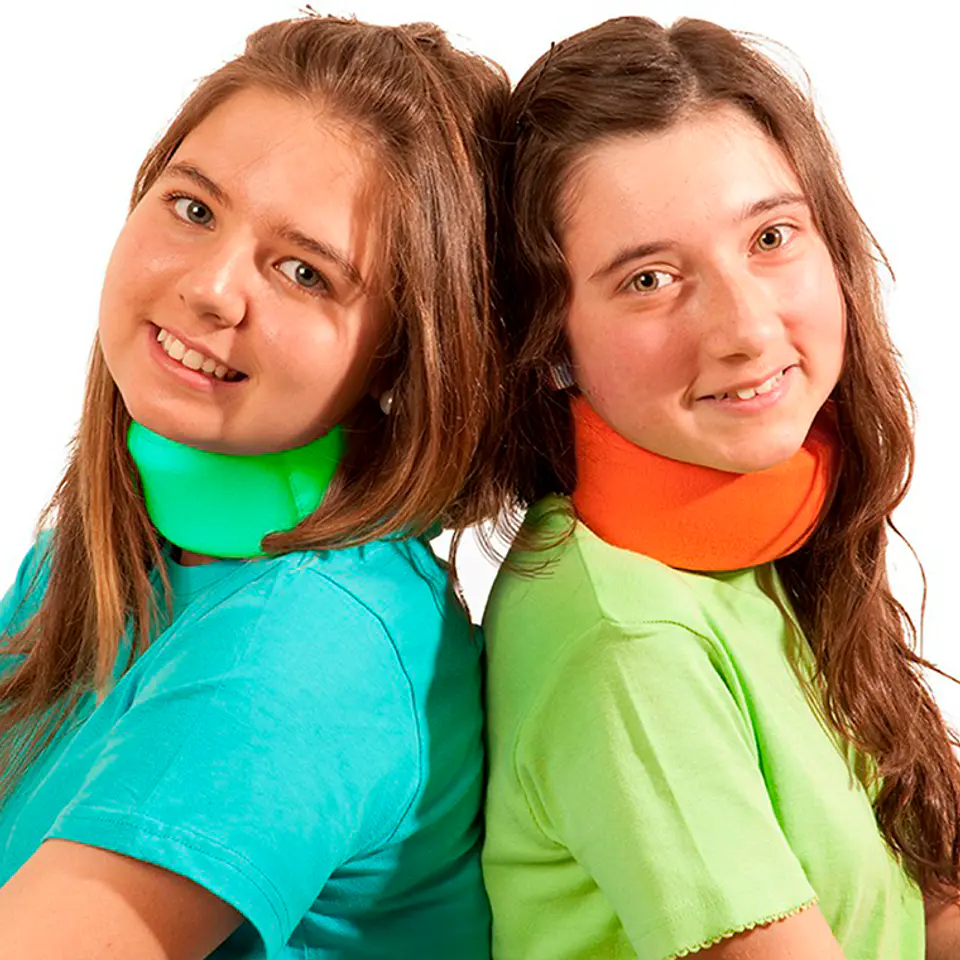 COLLAR CERVICAL SEMIRRÍGIDO INFANTIL BK -01 1
