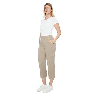 S.C. and Co Pantalón Corto con Cintura Elástica Mujer