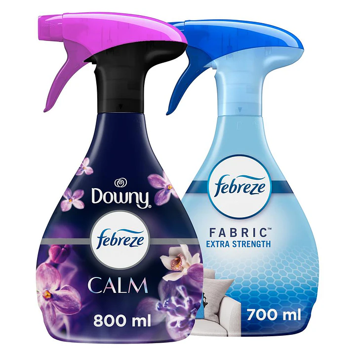 Febreze Ambientador Spray Extra 700 mL + Downy Calm 800 mL
