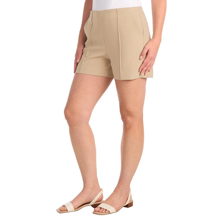 Dalia Short Mujer con Pliegue