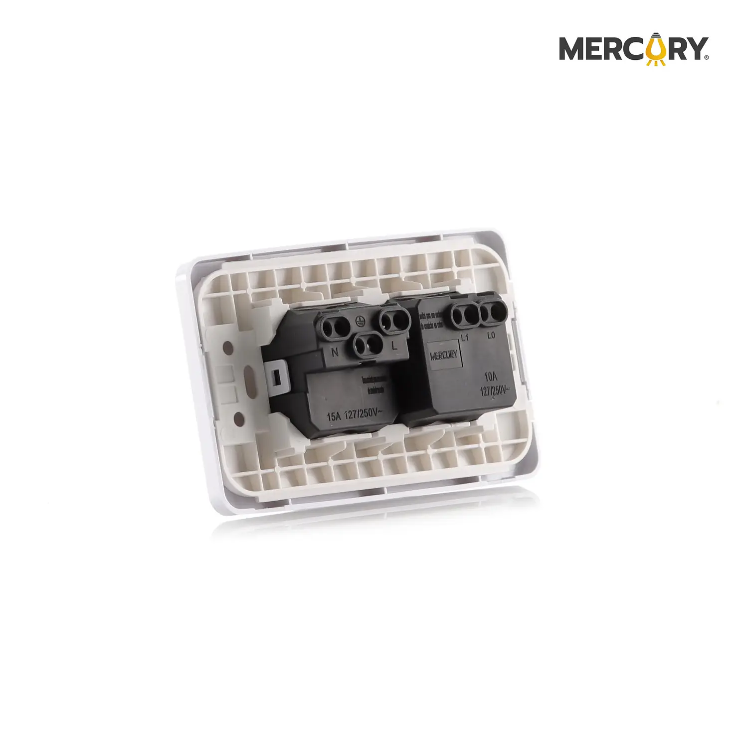 Toma Interruptor Mercury Blanco 118z 07 Eti12 3