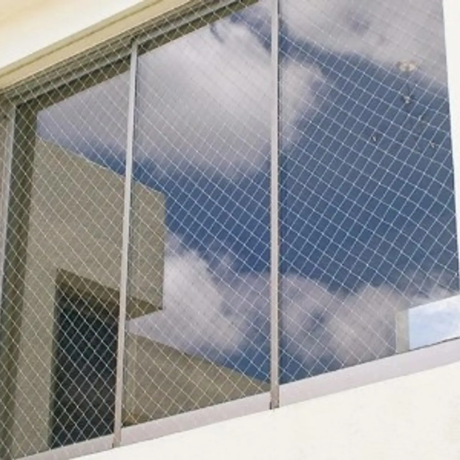 Malla Excala Cuadrada 15x15 mm 1x30 m 220 g/m Transparente 2
