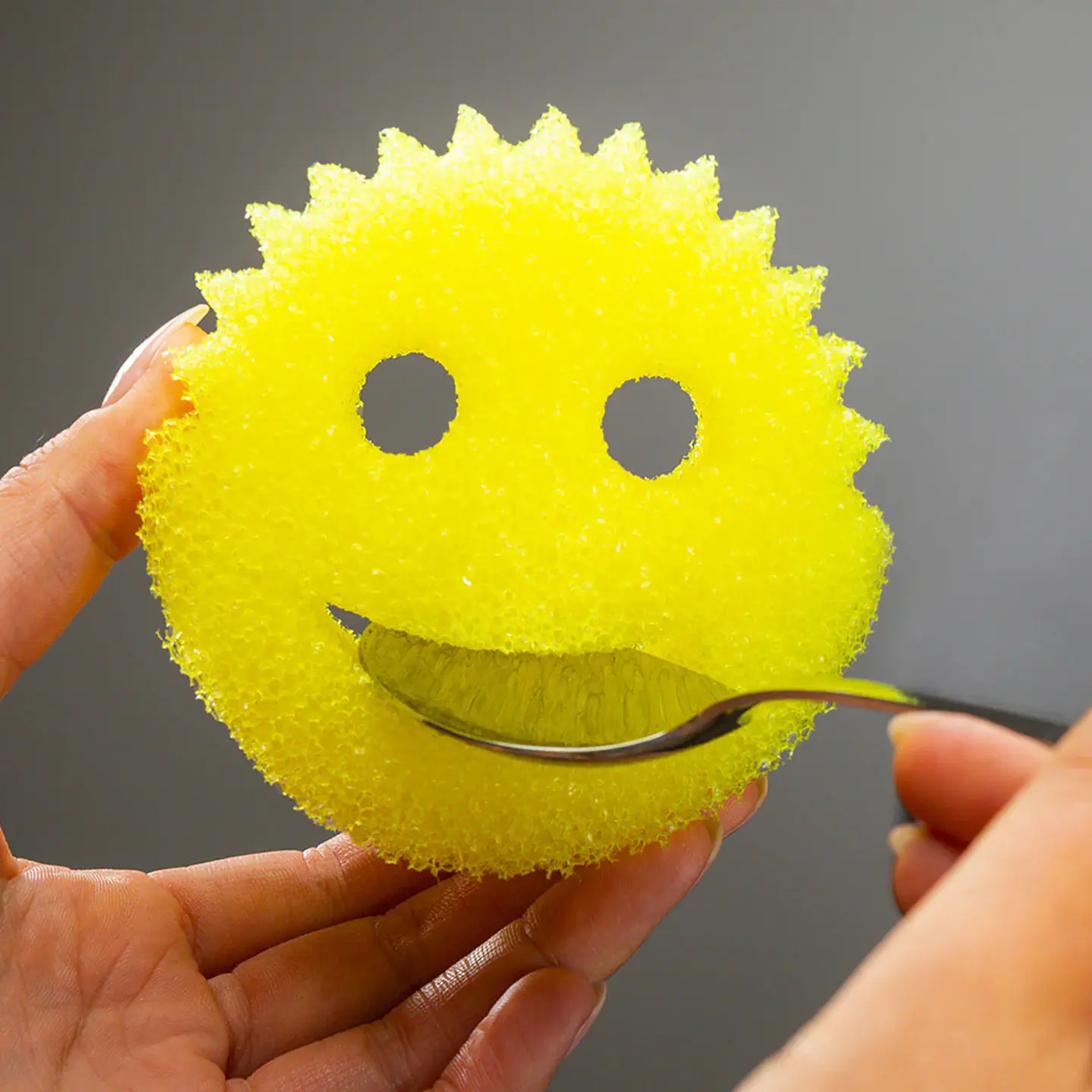 Esponja anti olores Scrub Daddy 2