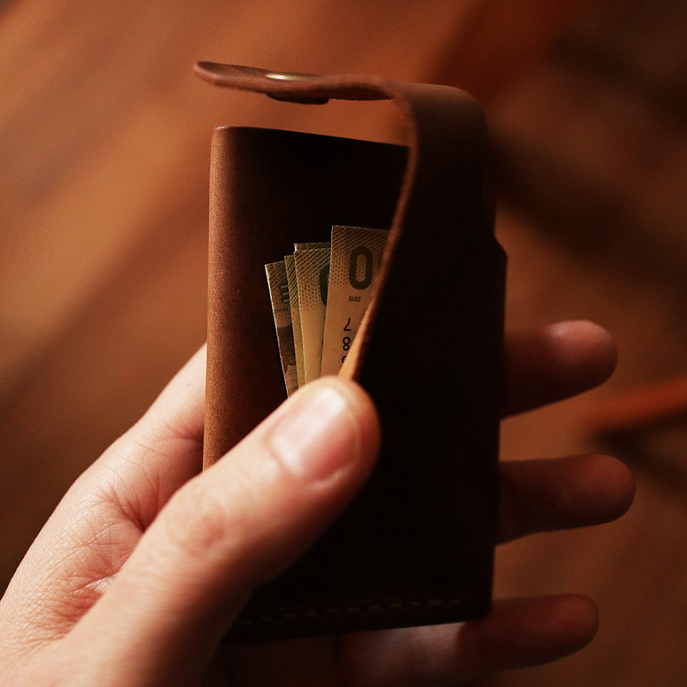 TARJETERO DE CUERO M26 CAFE TABACO 4