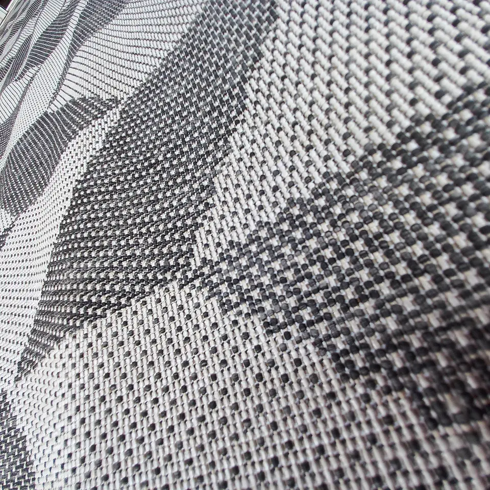Alfombra de Patio Grey 280x380cm (OUTLET) 3