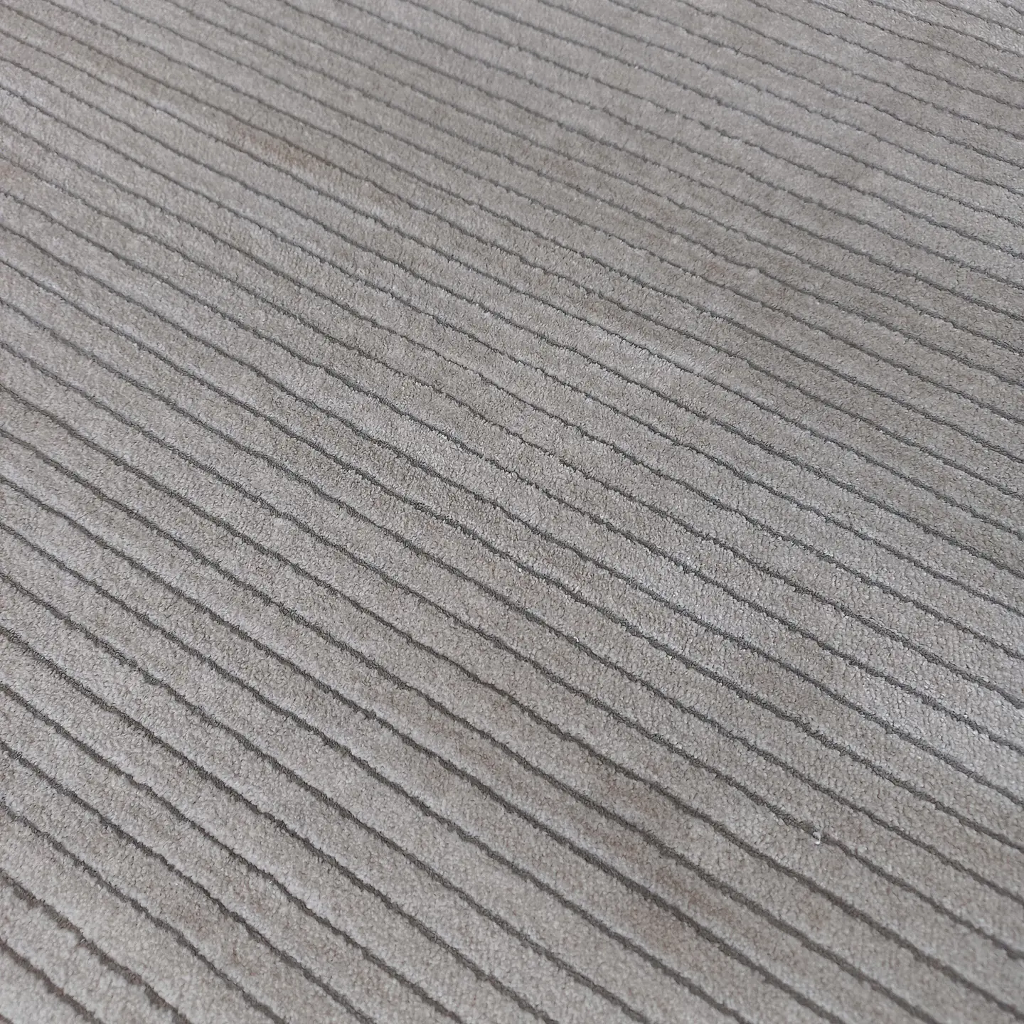 Alfombra Cotelón Grey Silk 150x200cm 2