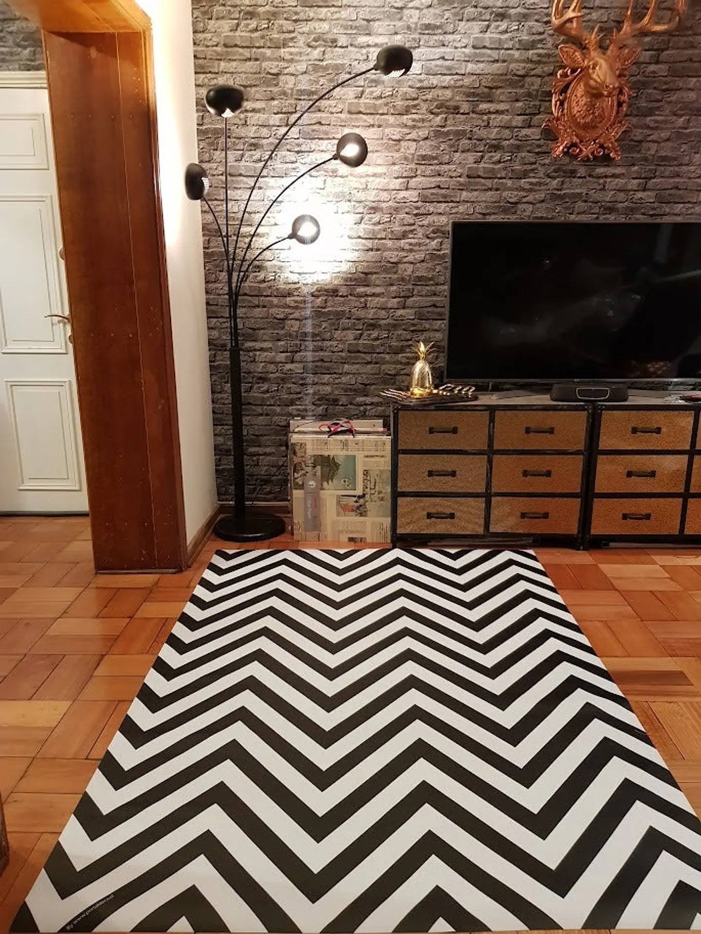Alfombra Vinílica / Zig Zag Telar B&W 1