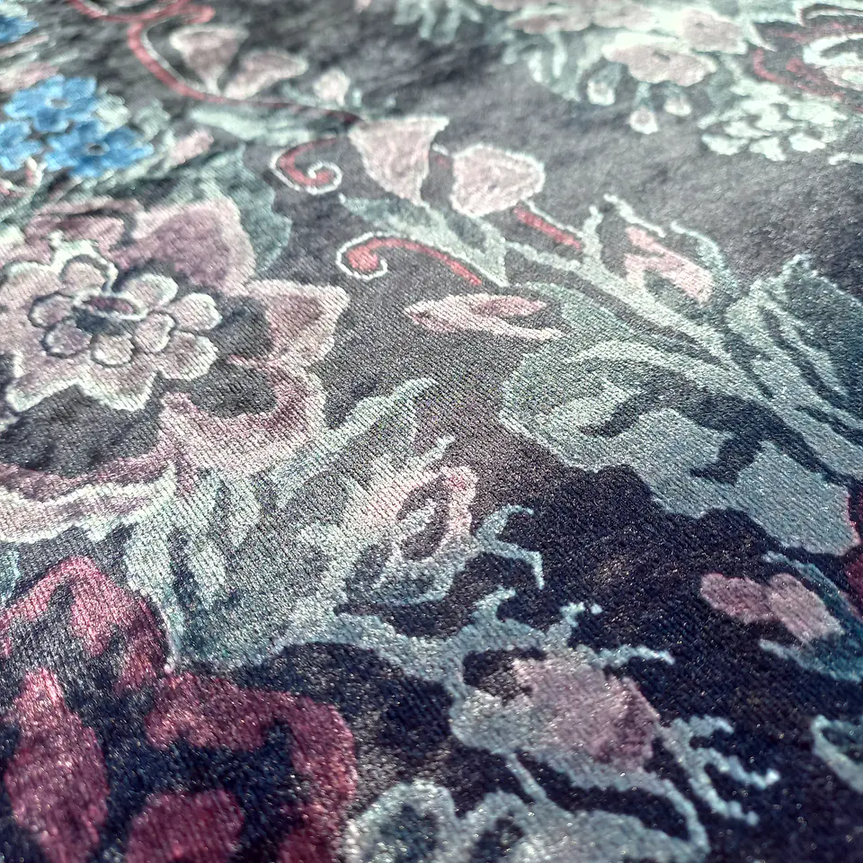 Alfombra Velvet Antideslizante Romantic Queen 310x78cm 4