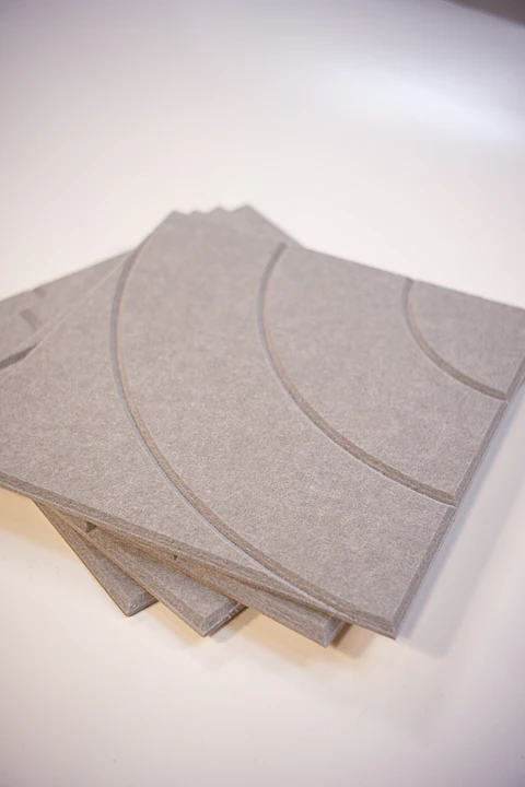 Pack 4 Paneles Acústicos Adhesivos / Gris Curve