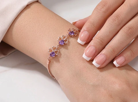 Pulsera plata trébol de la suerte lila