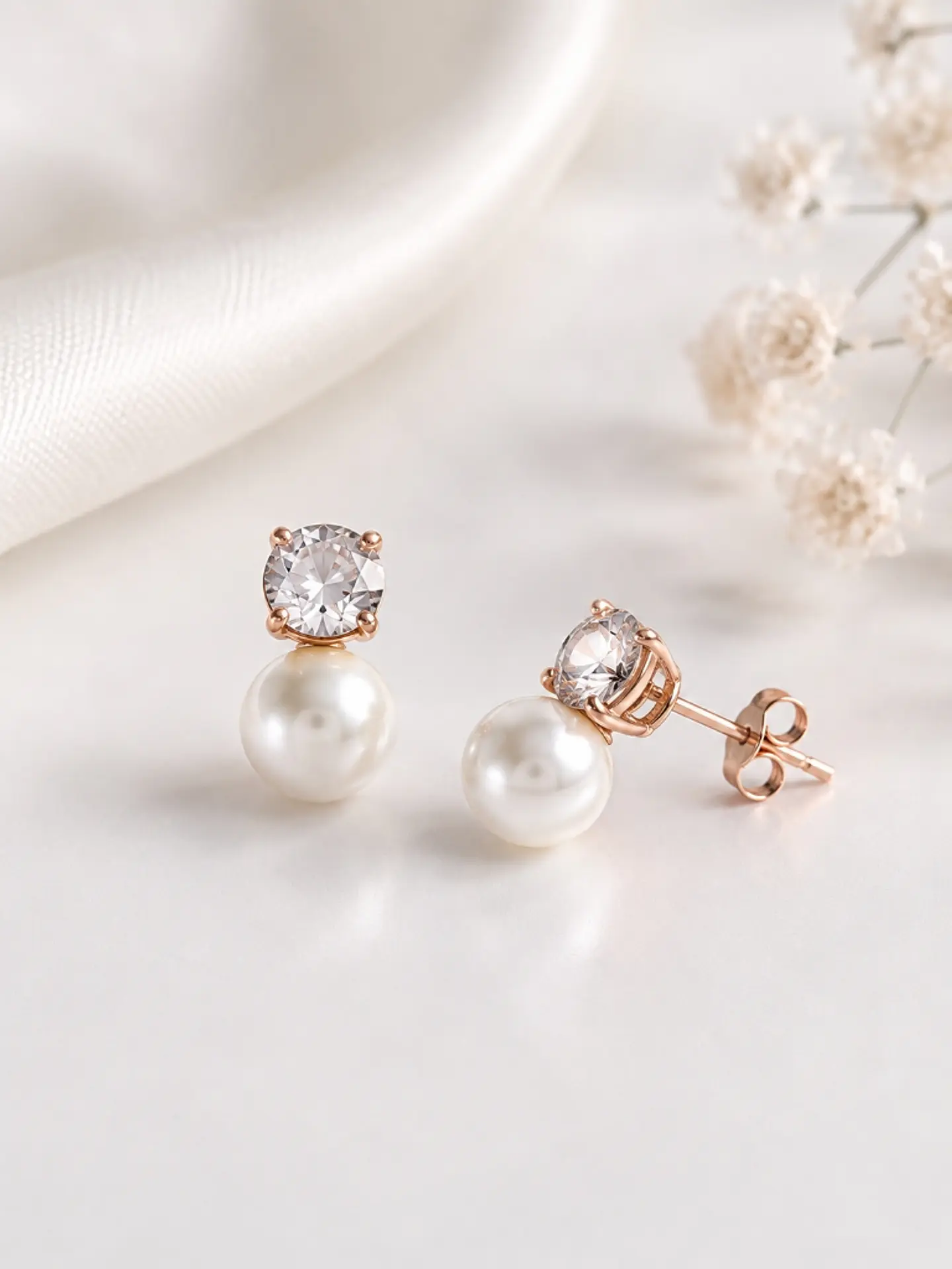 Aros perla blanca con circón oro rosa 3