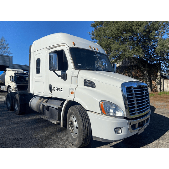 FREIGHTLINER  - CASC 113 - Año 2017