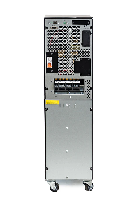 UPS Online 6kVA 16x7Ah Torre 3 Años Garantía