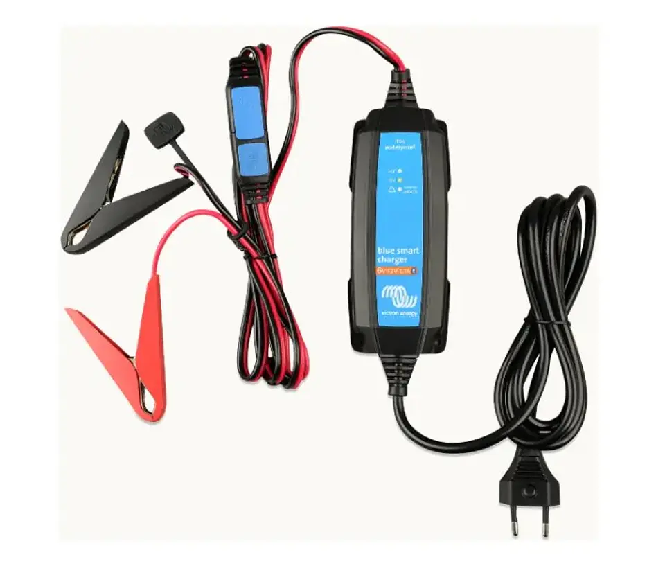 Cargador Victron Blue Smart IP65 6/12 V 1,1 A 2