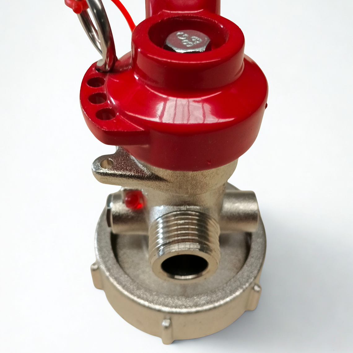 VALVULA CARRO CON TUERCA 3