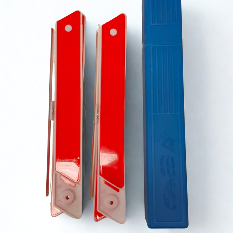 TRIANGULO REFLECTANTE - VEHICULO 1