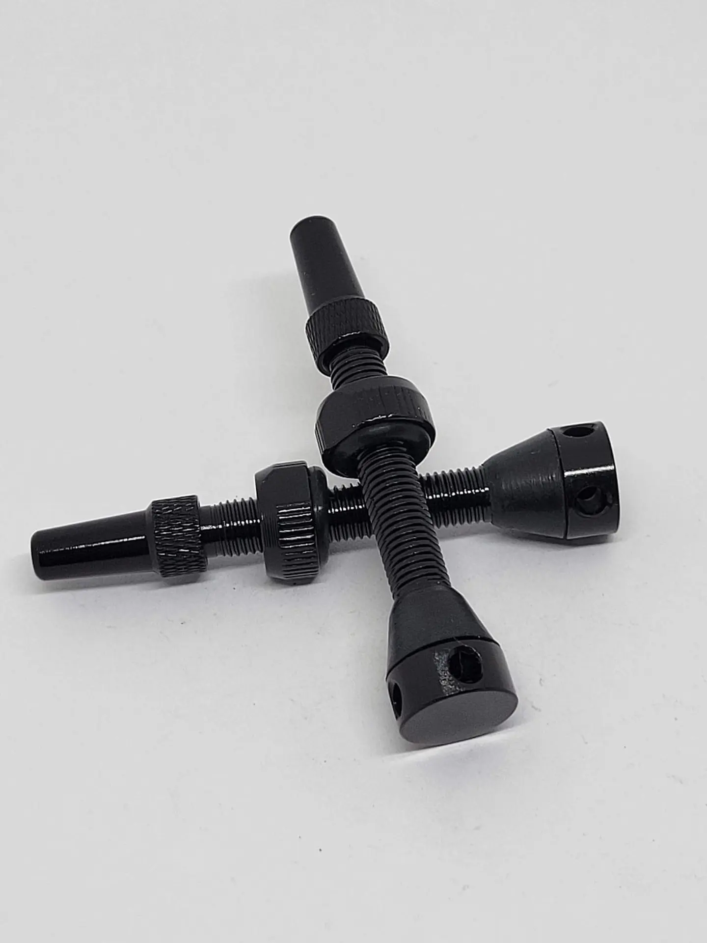 VALVULA PARA PROTECCION LLANTA O INSERTO 1