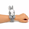 Peluche Slap-Buddy 20 cm Conejo - Toyng 2