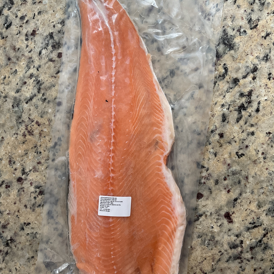 Salmón Filete con Piel  2