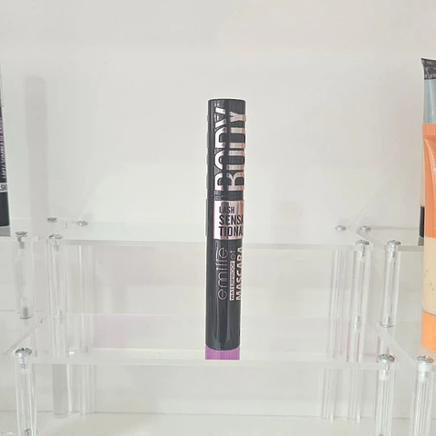 Máscara de pestañas Lash Sensational Body Waterproof - EMILIE