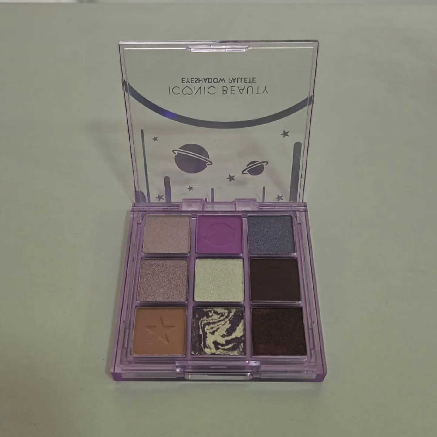 Paleta de Sombras Iconic Beauty 9 colores 2