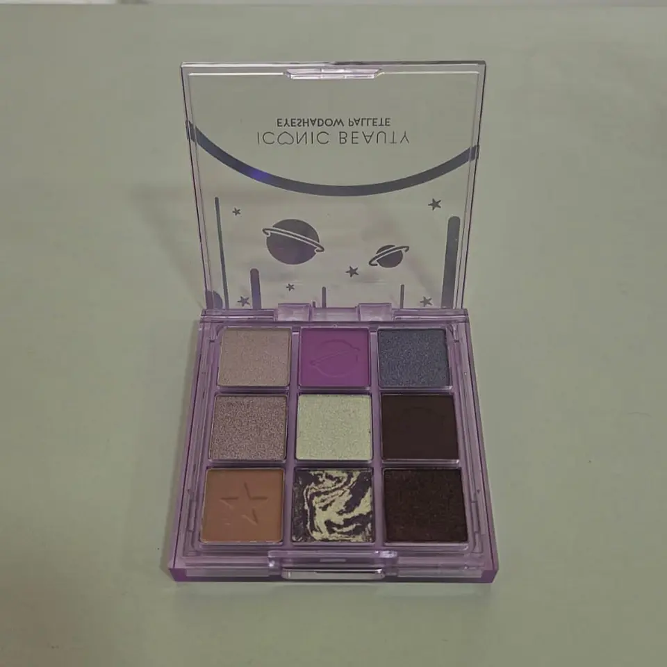 Paleta de Sombras Iconic Beauty 9 colores 2