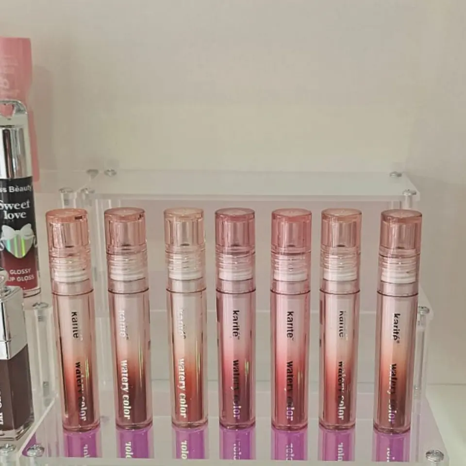 Labiales Matte Larga Duración Watery - KARITÉ 1