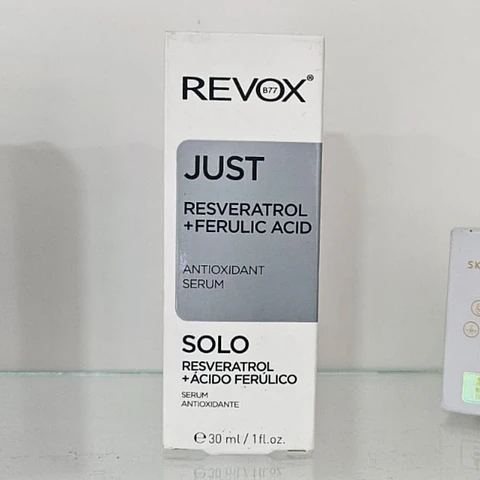 Serum Facial Antioxidante Resveratrol + Ferulic Acid - REVOX