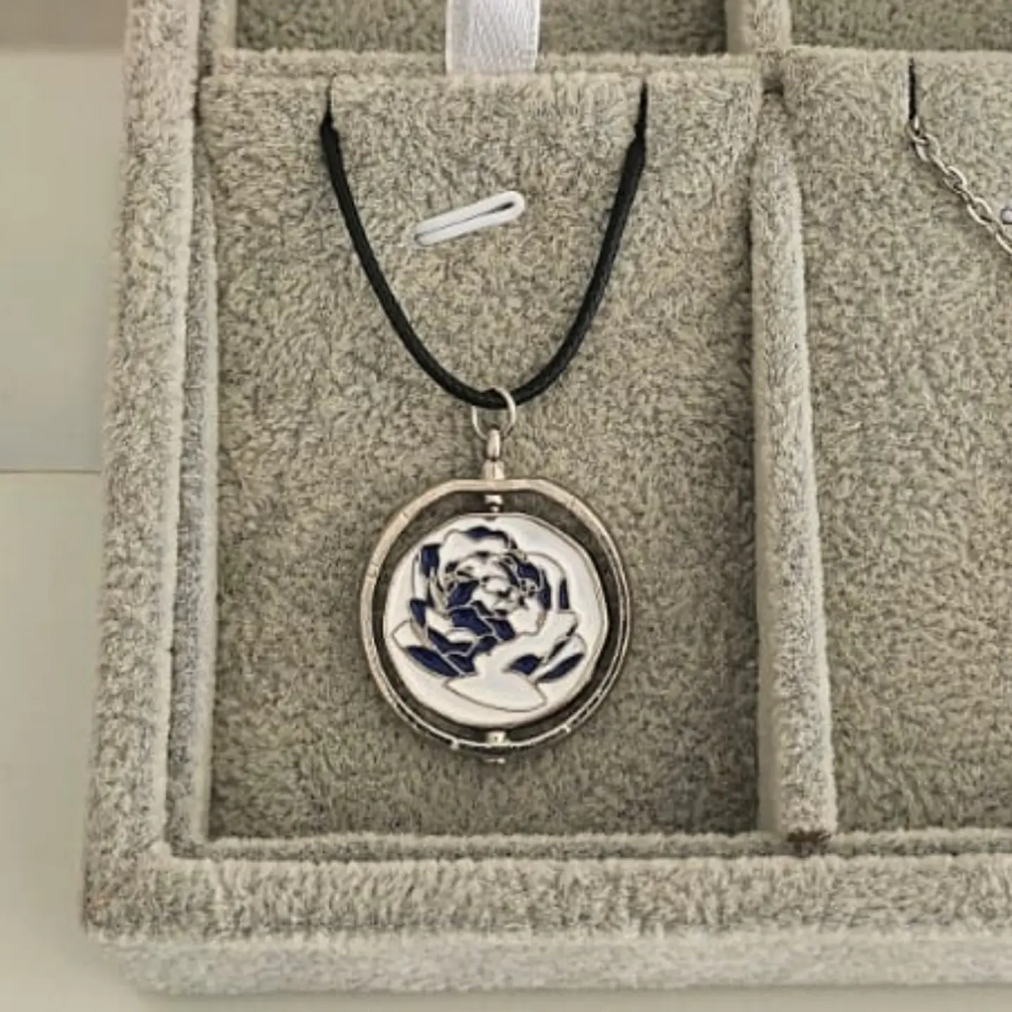 COLLARES LUXURY 2