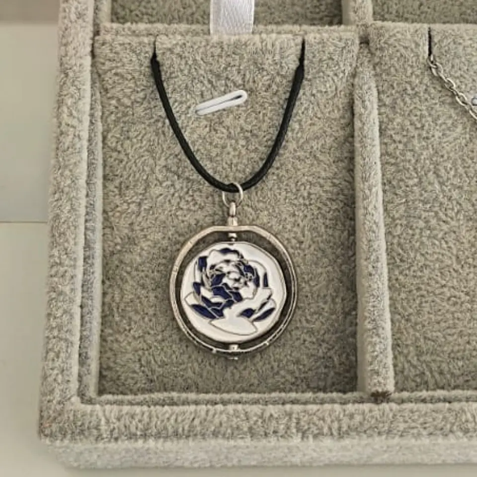 COLLARES LUXURY 2