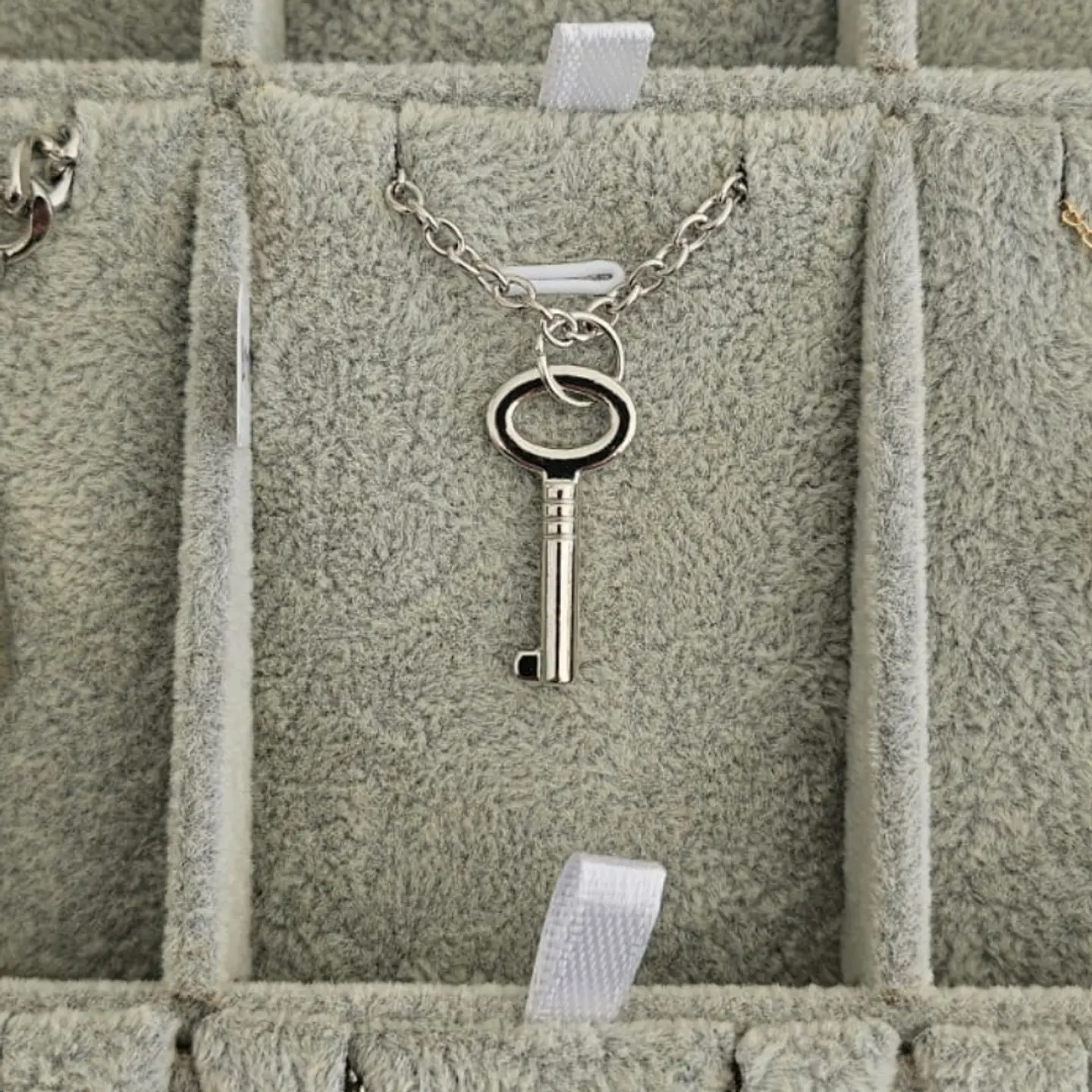 COLLARES LUXURY 8