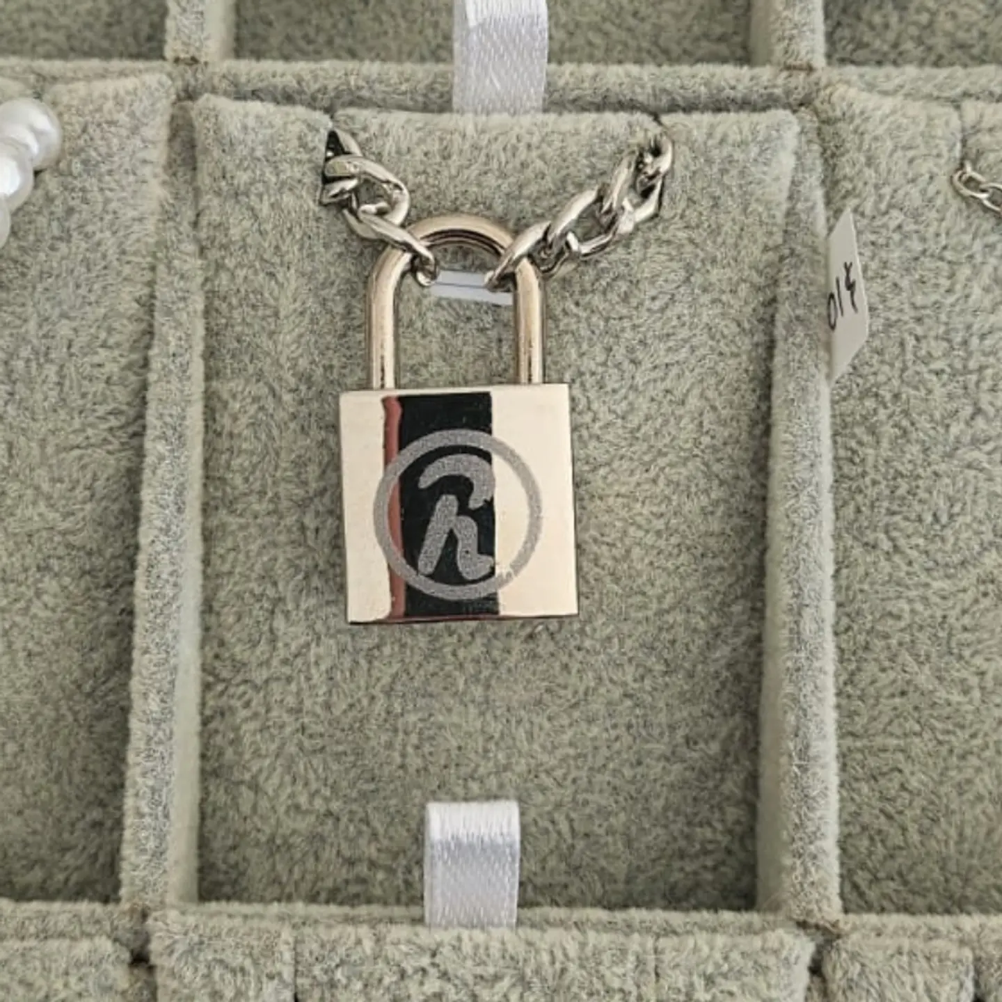 COLLARES LUXURY 13