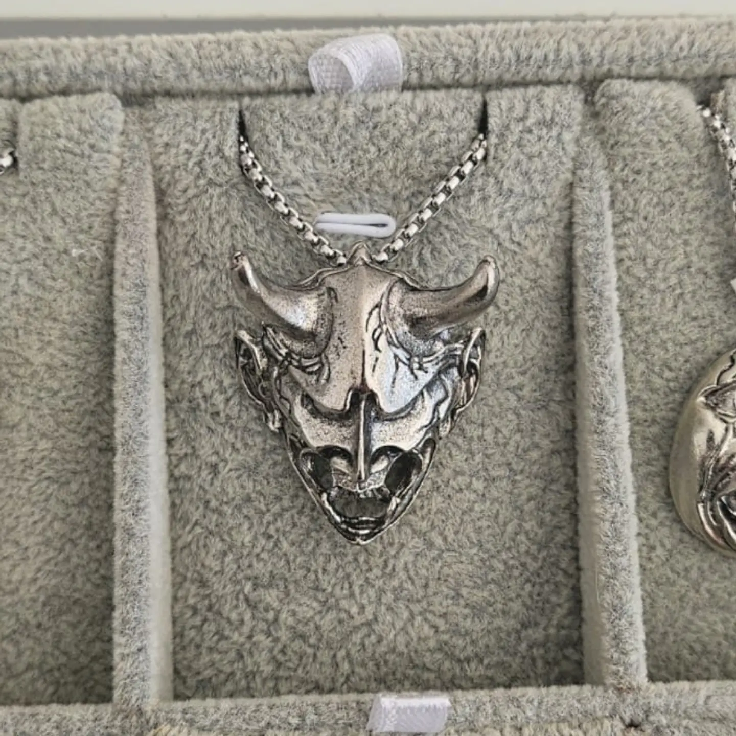 COLLARES LUXURY 16
