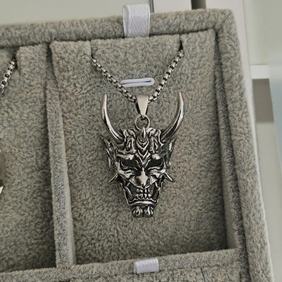 COLLARES LUXURY 18