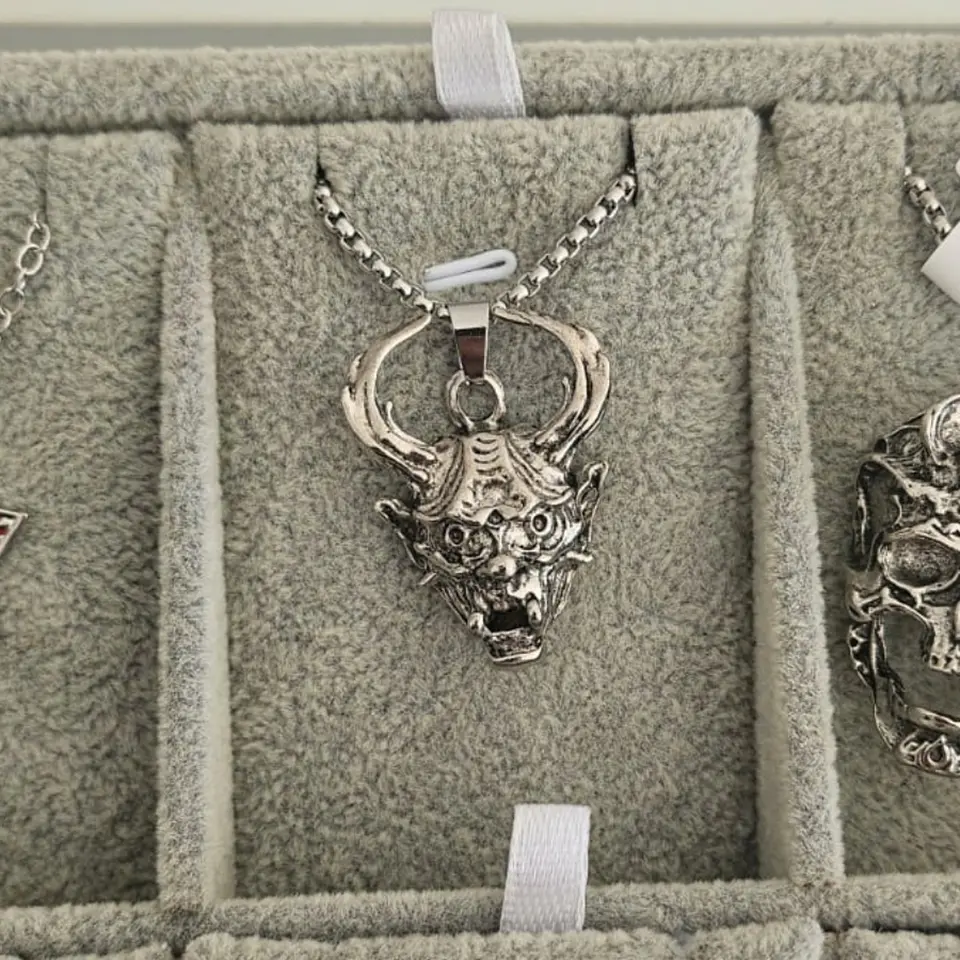 COLLARES LUXURY 19