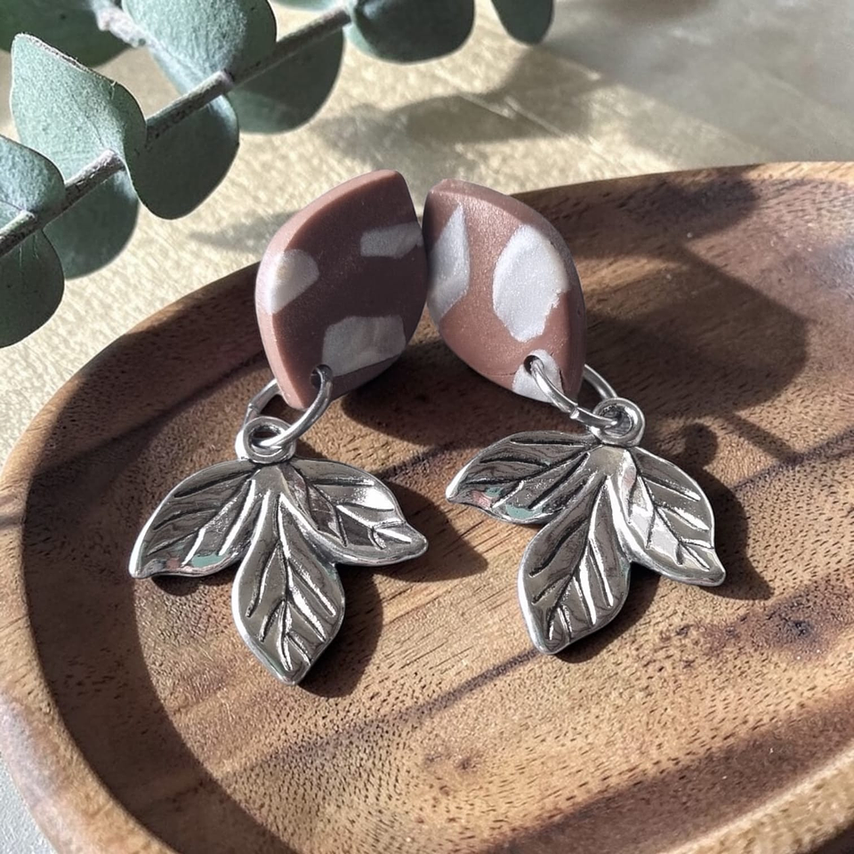 EIRA BROWN FANTASY 1