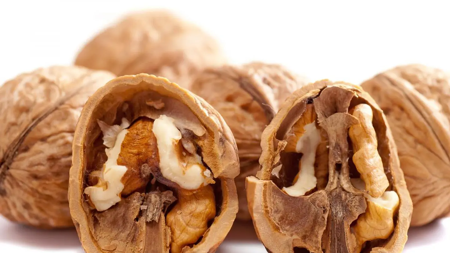 Nueces con Cáscara 1