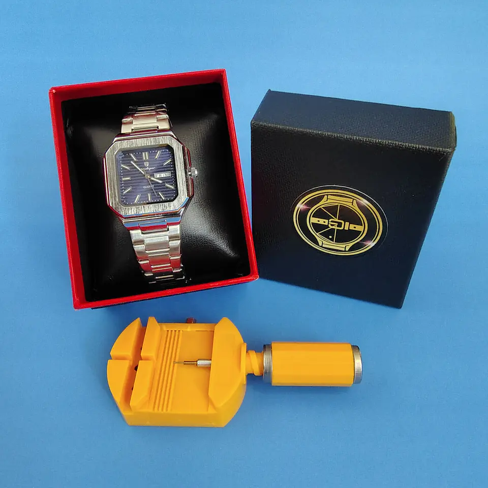 Reloj Cuadrado Elegante de Cuarzo Poedagar 672 2