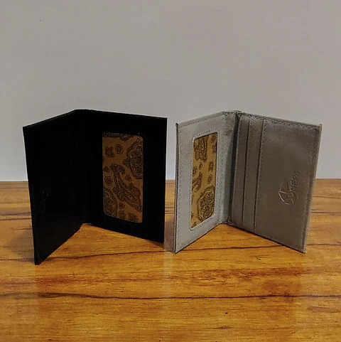 Portadocumentos Billetera Slim Elegante de EcoCureo Gris/Negro