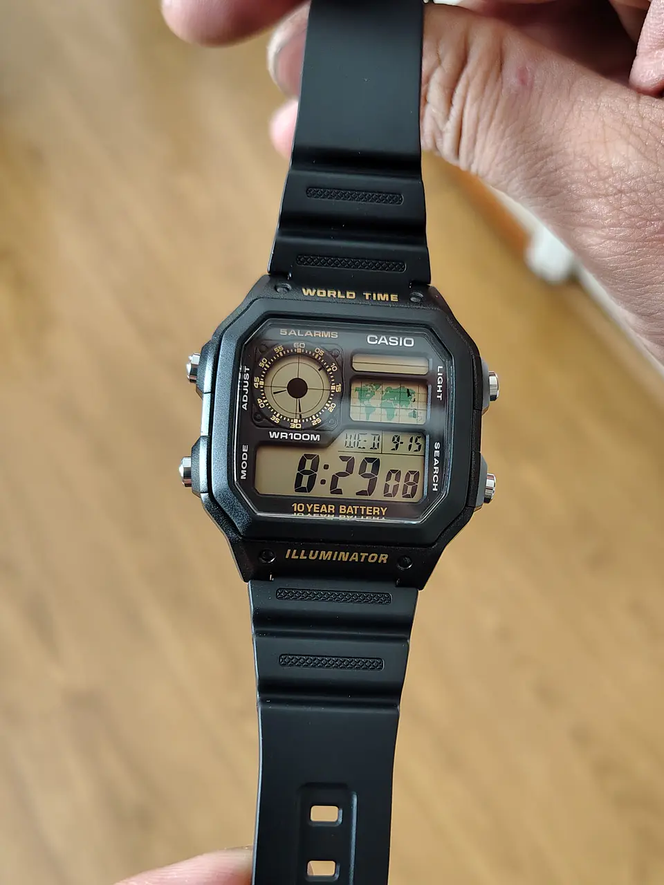 Reloj Casio Digital de Hombre AE-1200WH-1BV  6