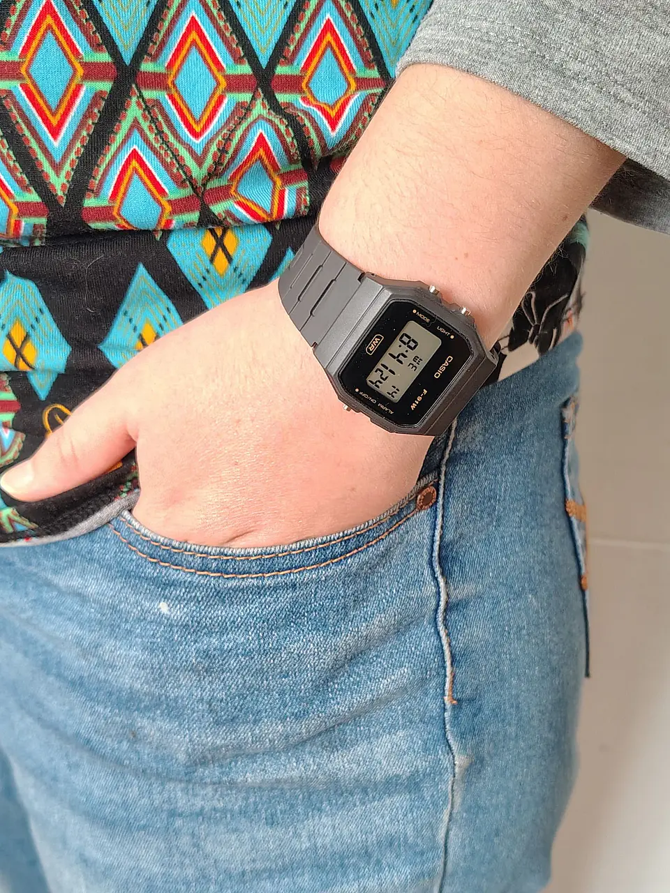 Reloj Digital Vintage Casio Unisex F-91WB-8A  3