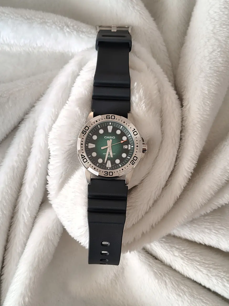 Reloj Análogo Casio para Hombre MTD-140-3A 4