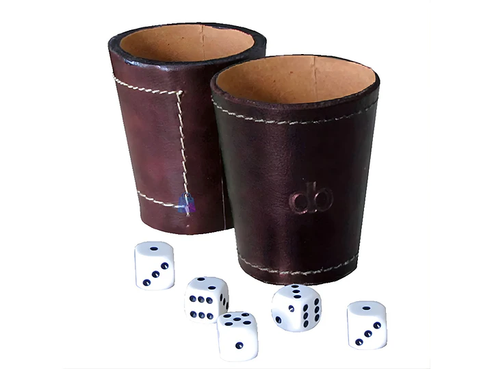 Vaso Cacho Cuero Dommo Burano Café + 5 Dados - PS 1